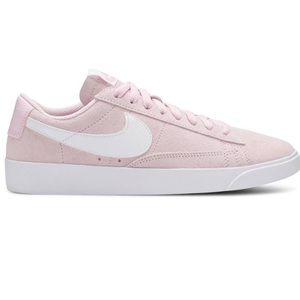 Nike Women’s Blazer Low SD in Pink Foam